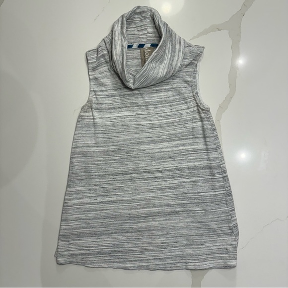 Anthropologie - DOLAN Left Coast Collection Sleeveless Turtleneck - Picture 1 of 3